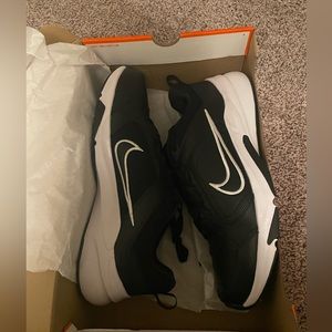 Men’s Nike shoes